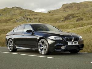 BMW M5 2011 года (UK)